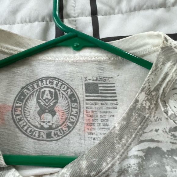 Men’s xl affection short sleeve T-shirt - Picture 2 of 3